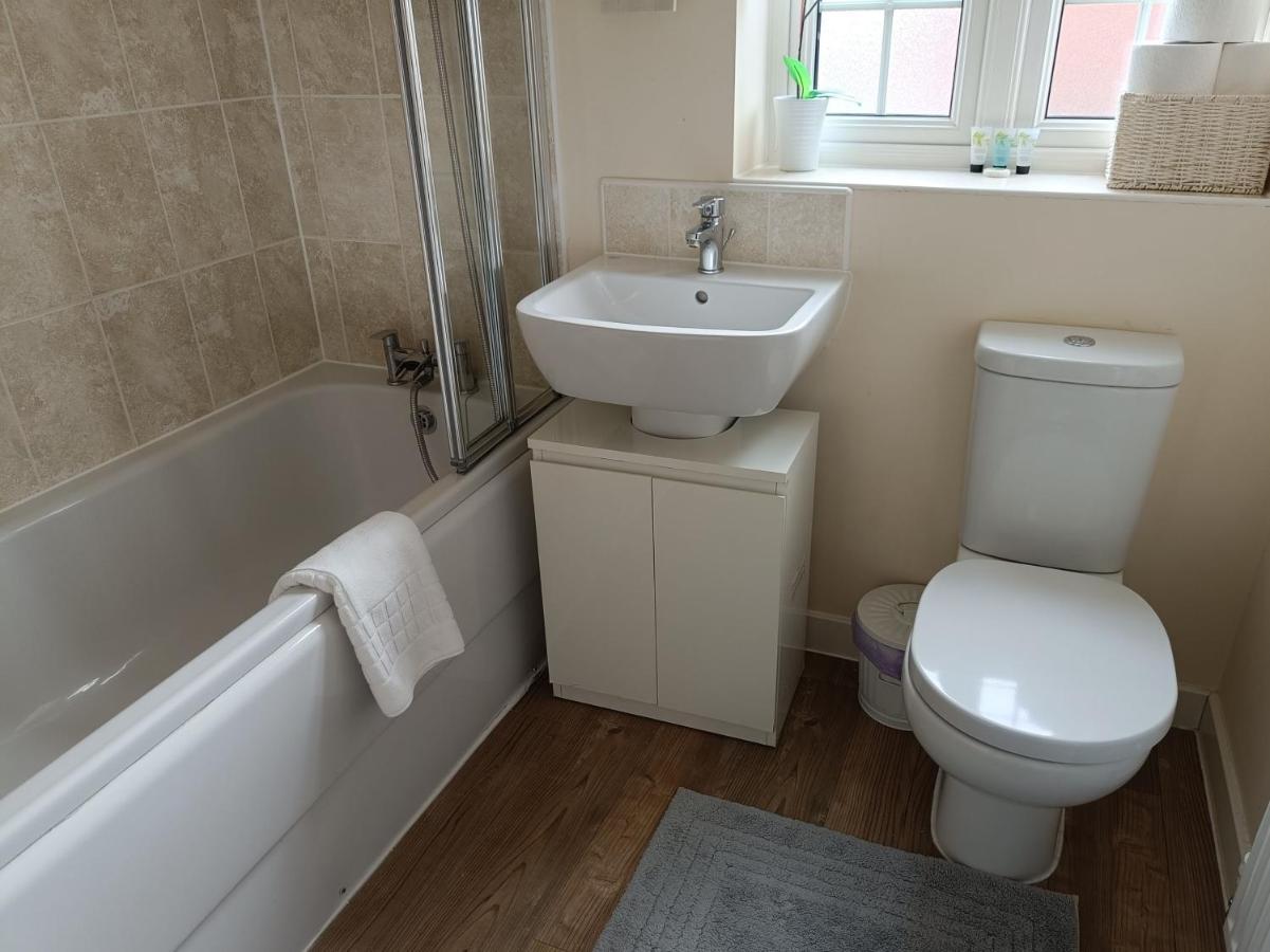 3 Bedroom Townhouse Near Bicester Village Εξωτερικό φωτογραφία