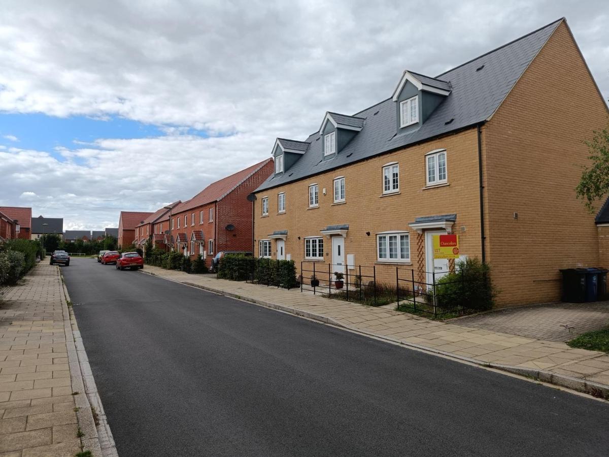 3 Bedroom Townhouse Near Bicester Village Εξωτερικό φωτογραφία