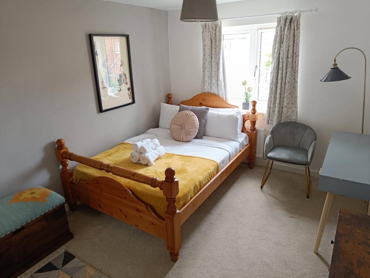 3 Bedroom Townhouse Near Bicester Village Εξωτερικό φωτογραφία