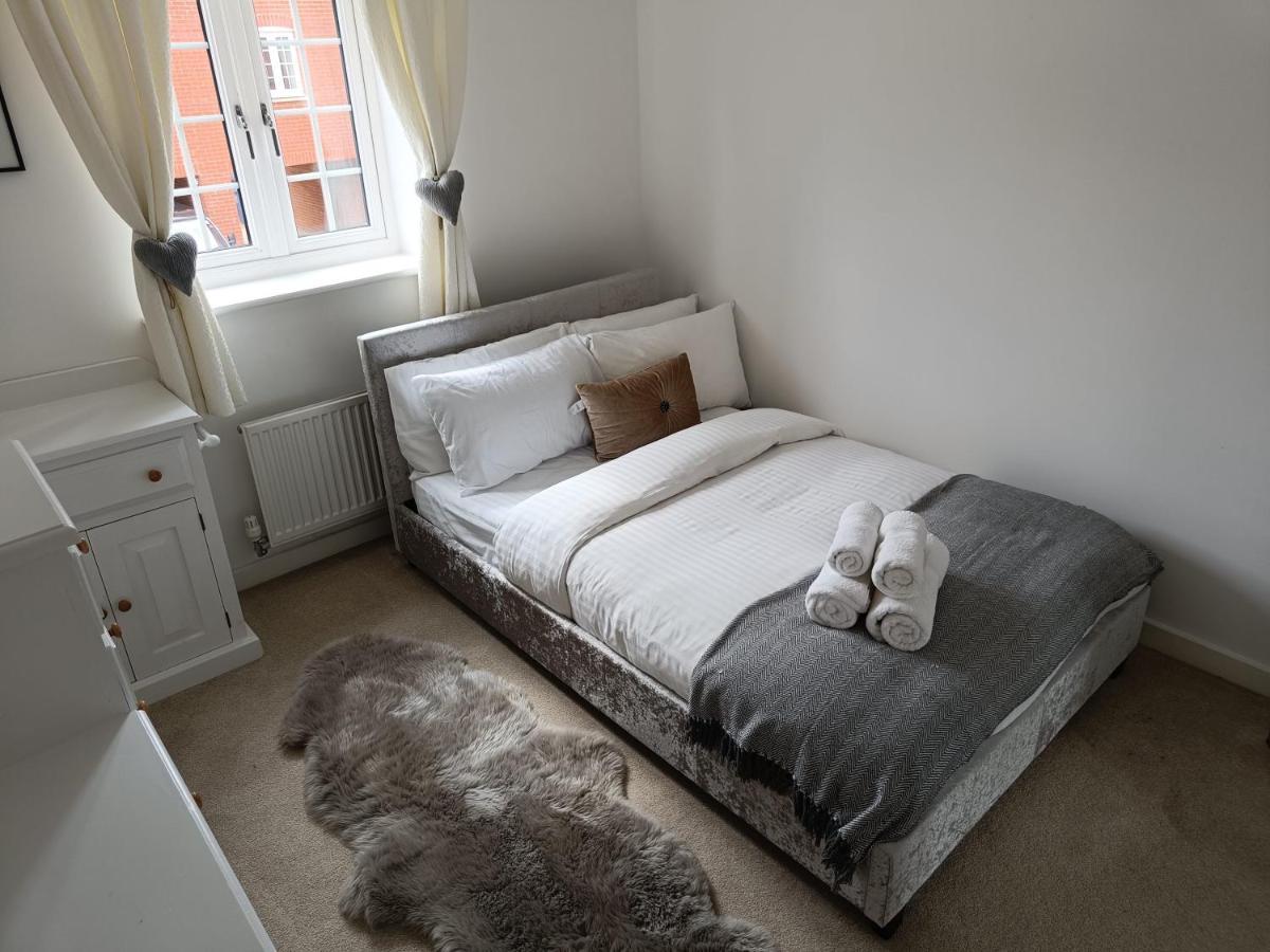 3 Bedroom Townhouse Near Bicester Village Εξωτερικό φωτογραφία